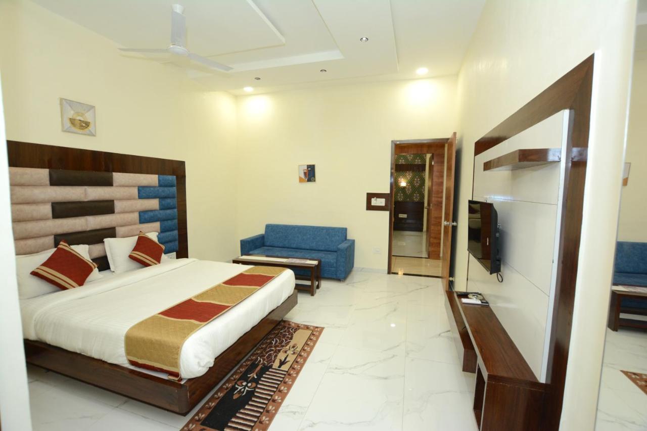 Hotel Villa Inn Ānand Εξωτερικό φωτογραφία