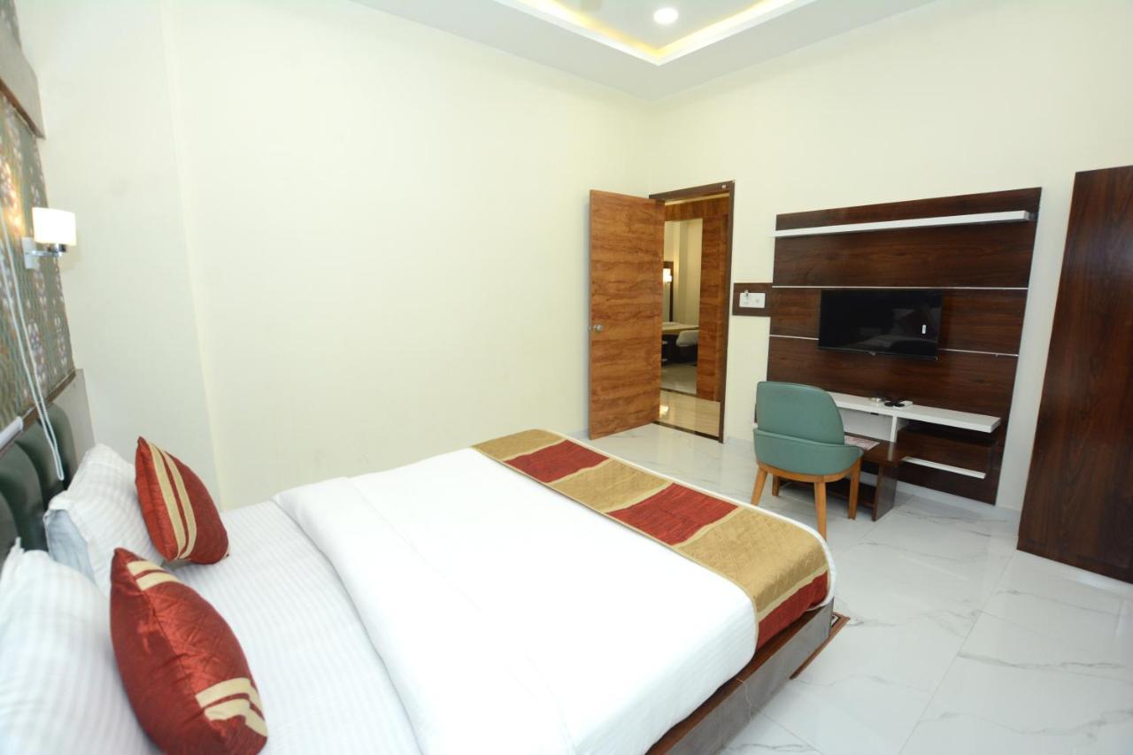 Hotel Villa Inn Ānand Εξωτερικό φωτογραφία