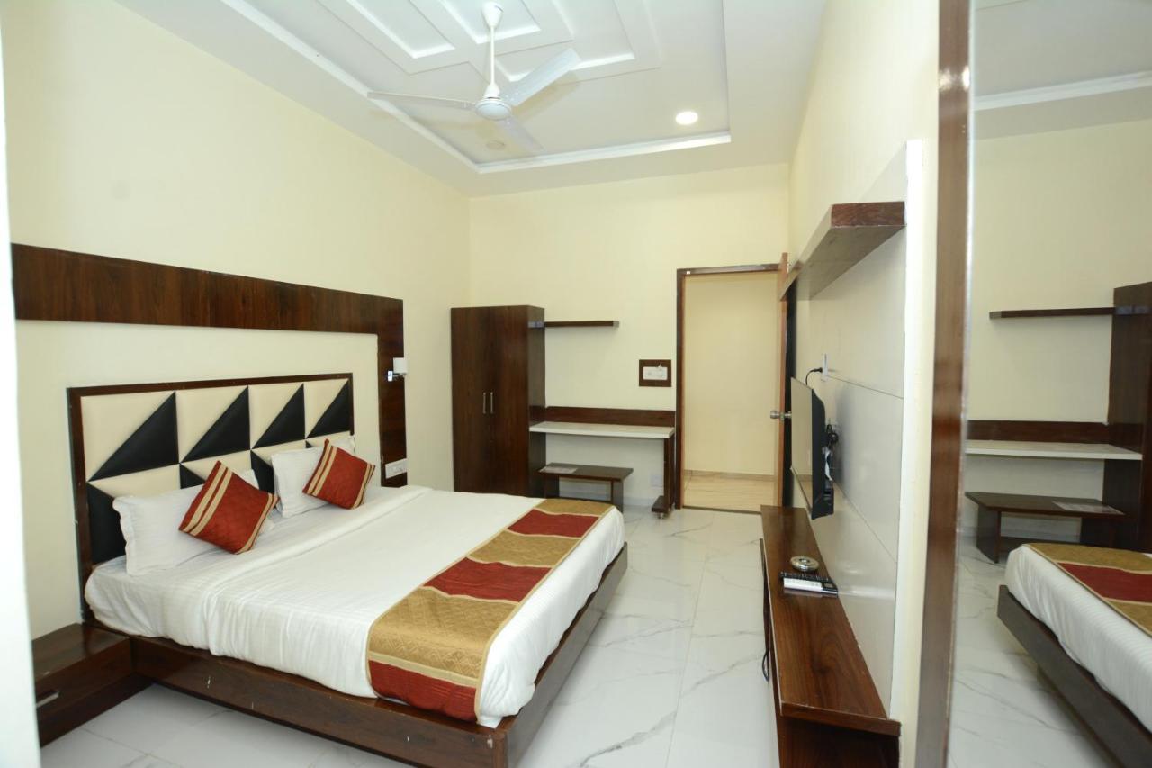 Hotel Villa Inn Ānand Εξωτερικό φωτογραφία