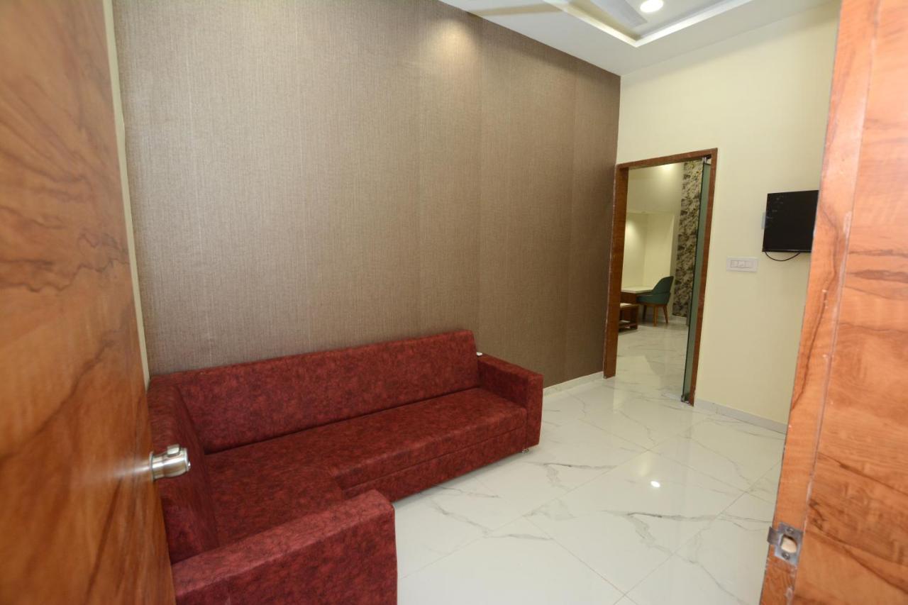 Hotel Villa Inn Ānand Εξωτερικό φωτογραφία