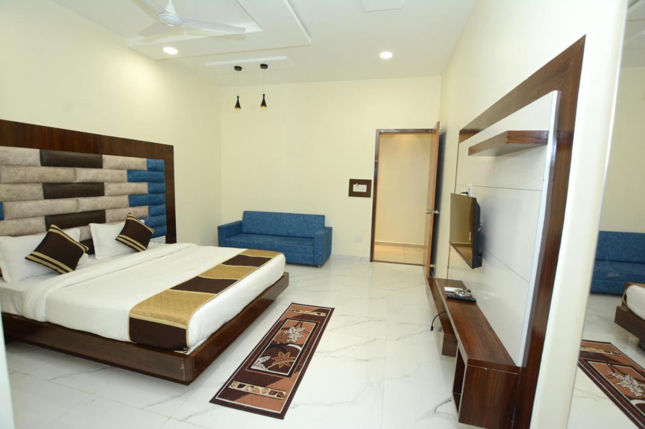 Hotel Villa Inn Ānand Εξωτερικό φωτογραφία