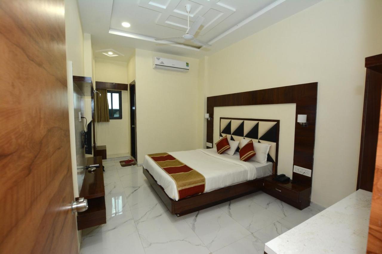 Hotel Villa Inn Ānand Εξωτερικό φωτογραφία